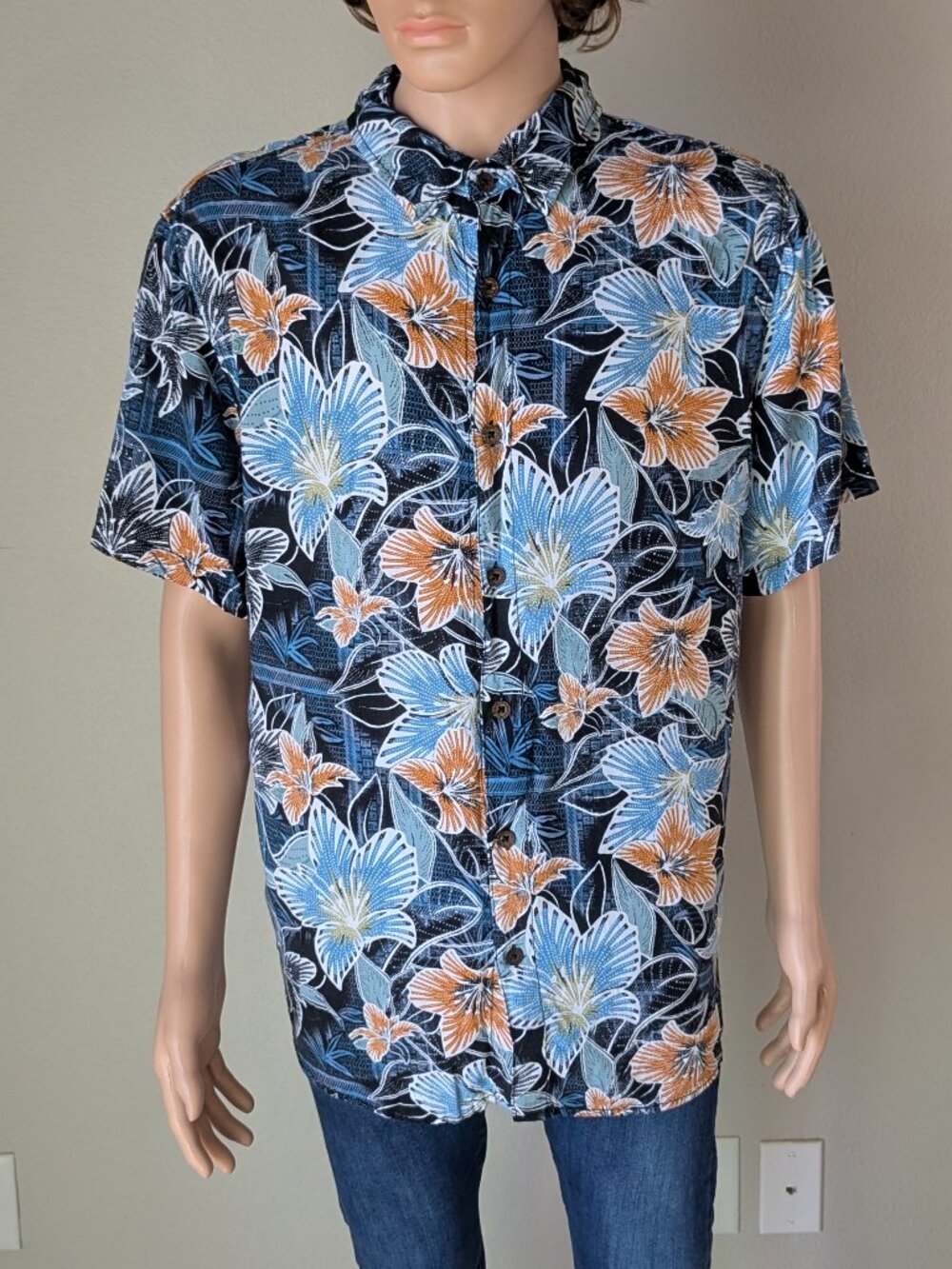 Margaritaville Button up Shirt Men's XL Hawaiian Floral Short Sleeve Camp Shirt